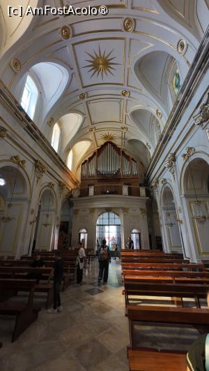 [P18] Positano 2025, biserica Santa Maria Assunta » foto by Dragoș_MD
 - 
<span class="allrVoted glyphicon glyphicon-heart hidden" id="av1529693"></span>
<a class="m-l-10 hidden" id="sv1529693" onclick="voting_Foto_DelVot(,1529693,25401)" role="button">șterge vot <span class="glyphicon glyphicon-remove"></span></a>
<a id="v91529693" class=" c-red"  onclick="voting_Foto_SetVot(1529693)" role="button"><span class="glyphicon glyphicon-heart-empty"></span> <b>LIKE</b> = Votează poza</a> <img class="hidden"  id="f1529693W9" src="/imagini/loader.gif" border="0" /><span class="AjErrMes hidden" id="e1529693ErM"></span>
