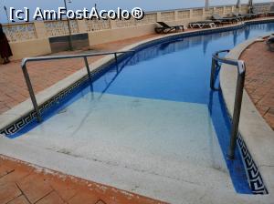 [P12] faimoasa piscina. te apuca plansul » foto by fbog
 - 
<span class="allrVoted glyphicon glyphicon-heart hidden" id="av1093285"></span>
<a class="m-l-10 hidden" id="sv1093285" onclick="voting_Foto_DelVot(,1093285,25491)" role="button">șterge vot <span class="glyphicon glyphicon-remove"></span></a>
<a id="v91093285" class=" c-red"  onclick="voting_Foto_SetVot(1093285)" role="button"><span class="glyphicon glyphicon-heart-empty"></span> <b>LIKE</b> = Votează poza</a> <img class="hidden"  id="f1093285W9" src="/imagini/loader.gif" border="0" /><span class="AjErrMes hidden" id="e1093285ErM"></span>