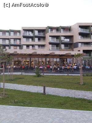 [P20] Restaurant principal » foto by ana anghel
 - 
<span class="allrVoted glyphicon glyphicon-heart hidden" id="av1179775"></span>
<a class="m-l-10 hidden" id="sv1179775" onclick="voting_Foto_DelVot(,1179775,25526)" role="button">șterge vot <span class="glyphicon glyphicon-remove"></span></a>
<a id="v91179775" class=" c-red"  onclick="voting_Foto_SetVot(1179775)" role="button"><span class="glyphicon glyphicon-heart-empty"></span> <b>LIKE</b> = Votează poza</a> <img class="hidden"  id="f1179775W9" src="/imagini/loader.gif" border="0" /><span class="AjErrMes hidden" id="e1179775ErM"></span>