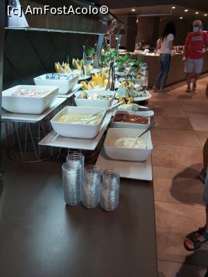 [P32] Restaurant » foto by ana anghel
 - 
<span class="allrVoted glyphicon glyphicon-heart hidden" id="av1179787"></span>
<a class="m-l-10 hidden" id="sv1179787" onclick="voting_Foto_DelVot(,1179787,25526)" role="button">șterge vot <span class="glyphicon glyphicon-remove"></span></a>
<a id="v91179787" class=" c-red"  onclick="voting_Foto_SetVot(1179787)" role="button"><span class="glyphicon glyphicon-heart-empty"></span> <b>LIKE</b> = Votează poza</a> <img class="hidden"  id="f1179787W9" src="/imagini/loader.gif" border="0" /><span class="AjErrMes hidden" id="e1179787ErM"></span>