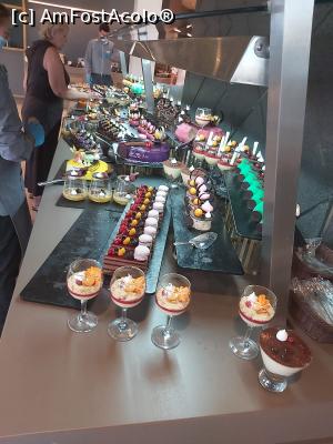 [P38] Restaurant » foto by ana anghel
 - 
<span class="allrVoted glyphicon glyphicon-heart hidden" id="av1179793"></span>
<a class="m-l-10 hidden" id="sv1179793" onclick="voting_Foto_DelVot(,1179793,25526)" role="button">șterge vot <span class="glyphicon glyphicon-remove"></span></a>
<a id="v91179793" class=" c-red"  onclick="voting_Foto_SetVot(1179793)" role="button"><span class="glyphicon glyphicon-heart-empty"></span> <b>LIKE</b> = Votează poza</a> <img class="hidden"  id="f1179793W9" src="/imagini/loader.gif" border="0" /><span class="AjErrMes hidden" id="e1179793ErM"></span>