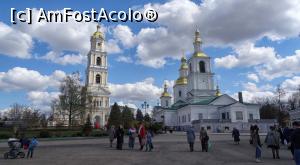 [P06] Diveevo. Mănăstirea Sfântul Serafim de Sarov: impozanta clopotniță și Biserica Kazanskaia » foto by mariana.olaru
 - 
<span class="allrVoted glyphicon glyphicon-heart hidden" id="av1103155"></span>
<a class="m-l-10 hidden" id="sv1103155" onclick="voting_Foto_DelVot(,1103155,25634)" role="button">șterge vot <span class="glyphicon glyphicon-remove"></span></a>
<a id="v91103155" class=" c-red"  onclick="voting_Foto_SetVot(1103155)" role="button"><span class="glyphicon glyphicon-heart-empty"></span> <b>LIKE</b> = Votează poza</a> <img class="hidden"  id="f1103155W9" src="/imagini/loader.gif" border="0" /><span class="AjErrMes hidden" id="e1103155ErM"></span>