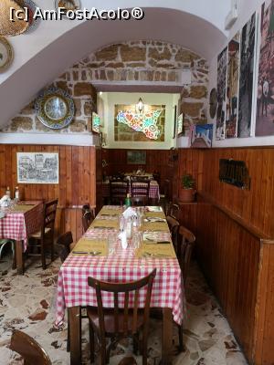 [P12] Osteria Lo Bianco » foto by crismis
 - 
<span class="allrVoted glyphicon glyphicon-heart hidden" id="av1125485"></span>
<a class="m-l-10 hidden" id="sv1125485" onclick="voting_Foto_DelVot(,1125485,25706)" role="button">șterge vot <span class="glyphicon glyphicon-remove"></span></a>
<a id="v91125485" class=" c-red"  onclick="voting_Foto_SetVot(1125485)" role="button"><span class="glyphicon glyphicon-heart-empty"></span> <b>LIKE</b> = Votează poza</a> <img class="hidden"  id="f1125485W9" src="/imagini/loader.gif" border="0" /><span class="AjErrMes hidden" id="e1125485ErM"></span>