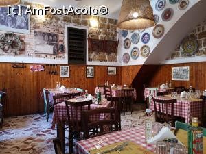 [P08] Osteria Lo Bianco » foto by crismis
 - 
<span class="allrVoted glyphicon glyphicon-heart hidden" id="av1125481"></span>
<a class="m-l-10 hidden" id="sv1125481" onclick="voting_Foto_DelVot(,1125481,25706)" role="button">șterge vot <span class="glyphicon glyphicon-remove"></span></a>
<a id="v91125481" class=" c-red"  onclick="voting_Foto_SetVot(1125481)" role="button"><span class="glyphicon glyphicon-heart-empty"></span> <b>LIKE</b> = Votează poza</a> <img class="hidden"  id="f1125481W9" src="/imagini/loader.gif" border="0" /><span class="AjErrMes hidden" id="e1125481ErM"></span>