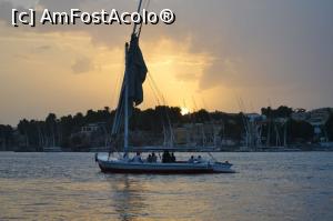 [P12] Felucă în Aswan.  » foto by TraianS
 - 
<span class="allrVoted glyphicon glyphicon-heart hidden" id="av1112508"></span>
<a class="m-l-10 hidden" id="sv1112508" onclick="voting_Foto_DelVot(,1112508,25754)" role="button">șterge vot <span class="glyphicon glyphicon-remove"></span></a>
<a id="v91112508" class=" c-red"  onclick="voting_Foto_SetVot(1112508)" role="button"><span class="glyphicon glyphicon-heart-empty"></span> <b>LIKE</b> = Votează poza</a> <img class="hidden"  id="f1112508W9" src="/imagini/loader.gif" border="0" /><span class="AjErrMes hidden" id="e1112508ErM"></span>