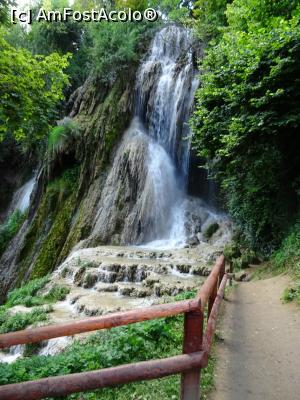 [P15] Pe potecă se poate coborî în bazinete - Cascada Clocota, Geoagiu Băi.  » foto by tata123 🔱
 - 
<span class="allrVoted glyphicon glyphicon-heart hidden" id="av1116670"></span>
<a class="m-l-10 hidden" id="sv1116670" onclick="voting_Foto_DelVot(,1116670,25800)" role="button">șterge vot <span class="glyphicon glyphicon-remove"></span></a>
<a id="v91116670" class=" c-red"  onclick="voting_Foto_SetVot(1116670)" role="button"><span class="glyphicon glyphicon-heart-empty"></span> <b>LIKE</b> = Votează poza</a> <img class="hidden"  id="f1116670W9" src="/imagini/loader.gif" border="0" /><span class="AjErrMes hidden" id="e1116670ErM"></span>