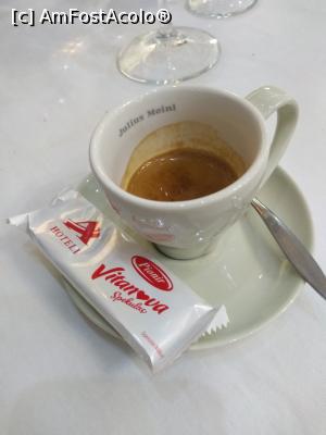 [P50] A Hoteli - Izvor Hotel - restaurantul a la carte / și un espresso la final » foto by Dragoș_MD
 - 
<span class="allrVoted glyphicon glyphicon-heart hidden" id="av1127817"></span>
<a class="m-l-10 hidden" id="sv1127817" onclick="voting_Foto_DelVot(,1127817,25884)" role="button">șterge vot <span class="glyphicon glyphicon-remove"></span></a>
<a id="v91127817" class=" c-red"  onclick="voting_Foto_SetVot(1127817)" role="button"><span class="glyphicon glyphicon-heart-empty"></span> <b>LIKE</b> = Votează poza</a> <img class="hidden"  id="f1127817W9" src="/imagini/loader.gif" border="0" /><span class="AjErrMes hidden" id="e1127817ErM"></span>