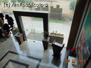 [P12] vedere spre intrarea în hotel » foto by Yolanda
 - 
<span class="allrVoted glyphicon glyphicon-heart hidden" id="av1129087"></span>
<a class="m-l-10 hidden" id="sv1129087" onclick="voting_Foto_DelVot(,1129087,25945)" role="button">șterge vot <span class="glyphicon glyphicon-remove"></span></a>
<a id="v91129087" class=" c-red"  onclick="voting_Foto_SetVot(1129087)" role="button"><span class="glyphicon glyphicon-heart-empty"></span> <b>LIKE</b> = Votează poza</a> <img class="hidden"  id="f1129087W9" src="/imagini/loader.gif" border="0" /><span class="AjErrMes hidden" id="e1129087ErM"></span>