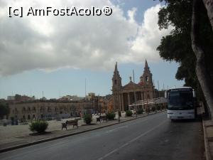 [P15] aici te lasa autobusul la intrare in Valleta » foto by Flaviu96
 - 
<span class="allrVoted glyphicon glyphicon-heart hidden" id="av1133623"></span>
<a class="m-l-10 hidden" id="sv1133623" onclick="voting_Foto_DelVot(,1133623,25997)" role="button">șterge vot <span class="glyphicon glyphicon-remove"></span></a>
<a id="v91133623" class=" c-red"  onclick="voting_Foto_SetVot(1133623)" role="button"><span class="glyphicon glyphicon-heart-empty"></span> <b>LIKE</b> = Votează poza</a> <img class="hidden"  id="f1133623W9" src="/imagini/loader.gif" border="0" /><span class="AjErrMes hidden" id="e1133623ErM"></span>