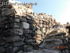 [P26] Urcând printre ruine în castelul Akrotiri » foto by irinad
 - 
<span class="allrVoted glyphicon glyphicon-heart hidden" id="av1205109"></span>
<a class="m-l-10 hidden" id="sv1205109" onclick="voting_Foto_DelVot(,1205109,26018)" role="button">șterge vot <span class="glyphicon glyphicon-remove"></span></a>
<a id="v91205109" class=" c-red"  onclick="voting_Foto_SetVot(1205109)" role="button"><span class="glyphicon glyphicon-heart-empty"></span> <b>LIKE</b> = Votează poza</a> <img class="hidden"  id="f1205109W9" src="/imagini/loader.gif" border="0" /><span class="AjErrMes hidden" id="e1205109ErM"></span>