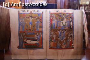 [P10] Yerevan, Matenadaran, Evanghelie Regală, pictor și scrib Sarkis Pitzak, anul 1336, Cilicia » foto by mprofeanu
 - 
<span class="allrVoted glyphicon glyphicon-heart hidden" id="av1139016"></span>
<a class="m-l-10 hidden" id="sv1139016" onclick="voting_Foto_DelVot(,1139016,26066)" role="button">șterge vot <span class="glyphicon glyphicon-remove"></span></a>
<a id="v91139016" class=" c-red"  onclick="voting_Foto_SetVot(1139016)" role="button"><span class="glyphicon glyphicon-heart-empty"></span> <b>LIKE</b> = Votează poza</a> <img class="hidden"  id="f1139016W9" src="/imagini/loader.gif" border="0" /><span class="AjErrMes hidden" id="e1139016ErM"></span>