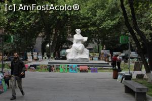 [P47] Yerevan, Piața Franței, Statuia lui Martiros Saryan » foto by mprofeanu
 - 
<span class="allrVoted glyphicon glyphicon-heart hidden" id="av1139053"></span>
<a class="m-l-10 hidden" id="sv1139053" onclick="voting_Foto_DelVot(,1139053,26066)" role="button">șterge vot <span class="glyphicon glyphicon-remove"></span></a>
<a id="v91139053" class=" c-red"  onclick="voting_Foto_SetVot(1139053)" role="button"><span class="glyphicon glyphicon-heart-empty"></span> <b>LIKE</b> = Votează poza</a> <img class="hidden"  id="f1139053W9" src="/imagini/loader.gif" border="0" /><span class="AjErrMes hidden" id="e1139053ErM"></span>