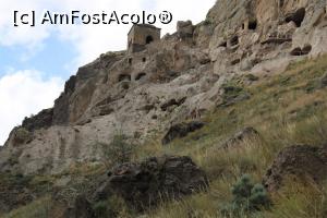 [P67] Vardzia foarte bine amenajată pentru vizite, văzută din poteca ocolitoare, poză mărită » foto by mprofeanu
 - 
<span class="allrVoted glyphicon glyphicon-heart hidden" id="av1142509"></span>
<a class="m-l-10 hidden" id="sv1142509" onclick="voting_Foto_DelVot(,1142509,26115)" role="button">șterge vot <span class="glyphicon glyphicon-remove"></span></a>
<a id="v91142509" class=" c-red"  onclick="voting_Foto_SetVot(1142509)" role="button"><span class="glyphicon glyphicon-heart-empty"></span> <b>LIKE</b> = Votează poza</a> <img class="hidden"  id="f1142509W9" src="/imagini/loader.gif" border="0" /><span class="AjErrMes hidden" id="e1142509ErM"></span>