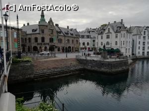 [P22] Alesund, zona centrală » foto by Marius 72
 - 
<span class="allrVoted glyphicon glyphicon-heart hidden" id="av1144098"></span>
<a class="m-l-10 hidden" id="sv1144098" onclick="voting_Foto_DelVot(,1144098,26135)" role="button">șterge vot <span class="glyphicon glyphicon-remove"></span></a>
<a id="v91144098" class=" c-red"  onclick="voting_Foto_SetVot(1144098)" role="button"><span class="glyphicon glyphicon-heart-empty"></span> <b>LIKE</b> = Votează poza</a> <img class="hidden"  id="f1144098W9" src="/imagini/loader.gif" border="0" /><span class="AjErrMes hidden" id="e1144098ErM"></span>