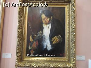 [P02] G. Enescu portret expus la sala Dalles » foto by Michi
 - 
<span class="allrVoted glyphicon glyphicon-heart hidden" id="av1150010"></span>
<a class="m-l-10 hidden" id="sv1150010" onclick="voting_Foto_DelVot(,1150010,26200)" role="button">șterge vot <span class="glyphicon glyphicon-remove"></span></a>
<a id="v91150010" class=" c-red"  onclick="voting_Foto_SetVot(1150010)" role="button"><span class="glyphicon glyphicon-heart-empty"></span> <b>LIKE</b> = Votează poza</a> <img class="hidden"  id="f1150010W9" src="/imagini/loader.gif" border="0" /><span class="AjErrMes hidden" id="e1150010ErM"></span>