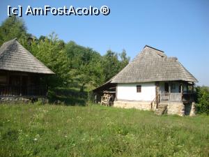 [P33] ”Bunicul ar trebui să mai cosească iarba asta din curte. Ba nu, ar trebui să-l ajutăm noi, nepoții! ” Mi-e dor de acele zile senine ale unei copilării tot mai îndepărtate!  » foto by Floryn81
 - 
<span class="allrVoted glyphicon glyphicon-heart hidden" id="av715867"></span>
<a class="m-l-10 hidden" id="sv715867" onclick="voting_Foto_DelVot(,715867,26230)" role="button">șterge vot <span class="glyphicon glyphicon-remove"></span></a>
<a id="v9715867" class=" c-red"  onclick="voting_Foto_SetVot(715867)" role="button"><span class="glyphicon glyphicon-heart-empty"></span> <b>LIKE</b> = Votează poza</a> <img class="hidden"  id="f715867W9" src="/imagini/loader.gif" border="0" /><span class="AjErrMes hidden" id="e715867ErM"></span>