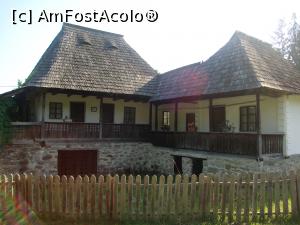 [P37] Și am mers apoi la casa unor oameni mai înstăriți. Nici ei nu erau acasă...  » foto by Floryn81
 - 
<span class="allrVoted glyphicon glyphicon-heart hidden" id="av715873"></span>
<a class="m-l-10 hidden" id="sv715873" onclick="voting_Foto_DelVot(,715873,26230)" role="button">șterge vot <span class="glyphicon glyphicon-remove"></span></a>
<a id="v9715873" class=" c-red"  onclick="voting_Foto_SetVot(715873)" role="button"><span class="glyphicon glyphicon-heart-empty"></span> <b>LIKE</b> = Votează poza</a> <img class="hidden"  id="f715873W9" src="/imagini/loader.gif" border="0" /><span class="AjErrMes hidden" id="e715873ErM"></span>