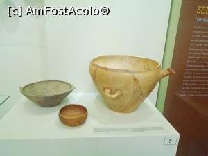 [P09] Vase din lut pictate, Knossos, începutul mileniului III î.Hr. » foto by Carmen Ion
 - 
<span class="allrVoted glyphicon glyphicon-heart hidden" id="av1166589"></span>
<a class="m-l-10 hidden" id="sv1166589" onclick="voting_Foto_DelVot(,1166589,26337)" role="button">șterge vot <span class="glyphicon glyphicon-remove"></span></a>
<a id="v91166589" class=" c-red"  onclick="voting_Foto_SetVot(1166589)" role="button"><span class="glyphicon glyphicon-heart-empty"></span> <b>LIKE</b> = Votează poza</a> <img class="hidden"  id="f1166589W9" src="/imagini/loader.gif" border="0" /><span class="AjErrMes hidden" id="e1166589ErM"></span>