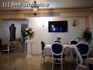 [P18] Prin restaurant » foto by crismis
 - 
<span class="allrVoted glyphicon glyphicon-heart hidden" id="av1237656"></span>
<a class="m-l-10 hidden" id="sv1237656" onclick="voting_Foto_DelVot(,1237656,26397)" role="button">șterge vot <span class="glyphicon glyphicon-remove"></span></a>
<a id="v91237656" class=" c-red"  onclick="voting_Foto_SetVot(1237656)" role="button"><span class="glyphicon glyphicon-heart-empty"></span> <b>LIKE</b> = Votează poza</a> <img class="hidden"  id="f1237656W9" src="/imagini/loader.gif" border="0" /><span class="AjErrMes hidden" id="e1237656ErM"></span>