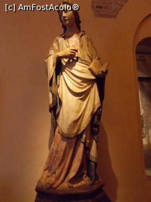[P16] Museo Nationale di San Matteo. „Fecioara primind Vestea” Lemn pictat. » foto by mihaelavoicu
 - 
<span class="allrVoted glyphicon glyphicon-heart hidden" id="av1175185"></span>
<a class="m-l-10 hidden" id="sv1175185" onclick="voting_Foto_DelVot(,1175185,26431)" role="button">șterge vot <span class="glyphicon glyphicon-remove"></span></a>
<a id="v91175185" class=" c-red"  onclick="voting_Foto_SetVot(1175185)" role="button"><span class="glyphicon glyphicon-heart-empty"></span> <b>LIKE</b> = Votează poza</a> <img class="hidden"  id="f1175185W9" src="/imagini/loader.gif" border="0" /><span class="AjErrMes hidden" id="e1175185ErM"></span>