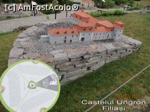 [P34] Castelul Ungron » foto by puiutea
 - 
<span class="allrVoted glyphicon glyphicon-heart hidden" id="av1314010"></span>
<a class="m-l-10 hidden" id="sv1314010" onclick="voting_Foto_DelVot(,1314010,26478)" role="button">șterge vot <span class="glyphicon glyphicon-remove"></span></a>
<a id="v91314010" class=" c-red"  onclick="voting_Foto_SetVot(1314010)" role="button"><span class="glyphicon glyphicon-heart-empty"></span> <b>LIKE</b> = Votează poza</a> <img class="hidden"  id="f1314010W9" src="/imagini/loader.gif" border="0" /><span class="AjErrMes hidden" id="e1314010ErM"></span>