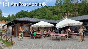 [P17] Restaurant-pizzerie. » foto by tata123 🔱
 - 
<span class="allrVoted glyphicon glyphicon-heart hidden" id="av1385670"></span>
<a class="m-l-10 hidden" id="sv1385670" onclick="voting_Foto_DelVot(,1385670,26478)" role="button">șterge vot <span class="glyphicon glyphicon-remove"></span></a>
<a id="v91385670" class=" c-red"  onclick="voting_Foto_SetVot(1385670)" role="button"><span class="glyphicon glyphicon-heart-empty"></span> <b>LIKE</b> = Votează poza</a> <img class="hidden"  id="f1385670W9" src="/imagini/loader.gif" border="0" /><span class="AjErrMes hidden" id="e1385670ErM"></span>