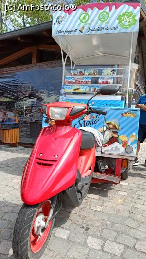 [P18] Triciclu cu înghețată de casă. » foto by tata123 🔱
 - 
<span class="allrVoted glyphicon glyphicon-heart hidden" id="av1385671"></span>
<a class="m-l-10 hidden" id="sv1385671" onclick="voting_Foto_DelVot(,1385671,26478)" role="button">șterge vot <span class="glyphicon glyphicon-remove"></span></a>
<a id="v91385671" class=" c-red"  onclick="voting_Foto_SetVot(1385671)" role="button"><span class="glyphicon glyphicon-heart-empty"></span> <b>LIKE</b> = Votează poza</a> <img class="hidden"  id="f1385671W9" src="/imagini/loader.gif" border="0" /><span class="AjErrMes hidden" id="e1385671ErM"></span>