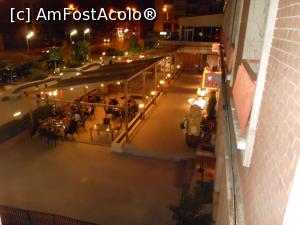 [P14] Ibis Style Hotel Dunărea - Galați. Terasa seara. » foto by iulianic
 - 
<span class="allrVoted glyphicon glyphicon-heart hidden" id="av1188665"></span>
<a class="m-l-10 hidden" id="sv1188665" onclick="voting_Foto_DelVot(,1188665,26561)" role="button">șterge vot <span class="glyphicon glyphicon-remove"></span></a>
<a id="v91188665" class=" c-red"  onclick="voting_Foto_SetVot(1188665)" role="button"><span class="glyphicon glyphicon-heart-empty"></span> <b>LIKE</b> = Votează poza</a> <img class="hidden"  id="f1188665W9" src="/imagini/loader.gif" border="0" /><span class="AjErrMes hidden" id="e1188665ErM"></span>