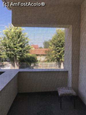[P13] Balconul văzut prin plasa contra insectelor » foto by krisstinna
 - 
<span class="allrVoted glyphicon glyphicon-heart hidden" id="av1190429"></span>
<a class="m-l-10 hidden" id="sv1190429" onclick="voting_Foto_DelVot(,1190429,26573)" role="button">șterge vot <span class="glyphicon glyphicon-remove"></span></a>
<a id="v91190429" class=" c-red"  onclick="voting_Foto_SetVot(1190429)" role="button"><span class="glyphicon glyphicon-heart-empty"></span> <b>LIKE</b> = Votează poza</a> <img class="hidden"  id="f1190429W9" src="/imagini/loader.gif" border="0" /><span class="AjErrMes hidden" id="e1190429ErM"></span>