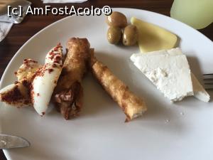 [P23] Aksu Hotel Yenişakran - micul meu dejun » foto by nicole33
 - 
<span class="allrVoted glyphicon glyphicon-heart hidden" id="av1196768"></span>
<a class="m-l-10 hidden" id="sv1196768" onclick="voting_Foto_DelVot(,1196768,26616)" role="button">șterge vot <span class="glyphicon glyphicon-remove"></span></a>
<a id="v91196768" class=" c-red"  onclick="voting_Foto_SetVot(1196768)" role="button"><span class="glyphicon glyphicon-heart-empty"></span> <b>LIKE</b> = Votează poza</a> <img class="hidden"  id="f1196768W9" src="/imagini/loader.gif" border="0" /><span class="AjErrMes hidden" id="e1196768ErM"></span>