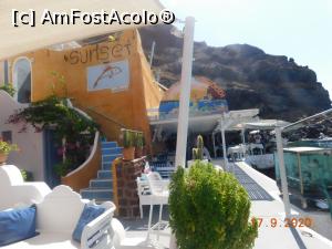 [P77] Taverna la care am mânca în portul Ammoudi » foto by irinad
 - 
<span class="allrVoted glyphicon glyphicon-heart hidden" id="av1211452"></span>
<a class="m-l-10 hidden" id="sv1211452" onclick="voting_Foto_DelVot(,1211452,26698)" role="button">șterge vot <span class="glyphicon glyphicon-remove"></span></a>
<a id="v91211452" class=" c-red"  onclick="voting_Foto_SetVot(1211452)" role="button"><span class="glyphicon glyphicon-heart-empty"></span> <b>LIKE</b> = Votează poza</a> <img class="hidden"  id="f1211452W9" src="/imagini/loader.gif" border="0" /><span class="AjErrMes hidden" id="e1211452ErM"></span>