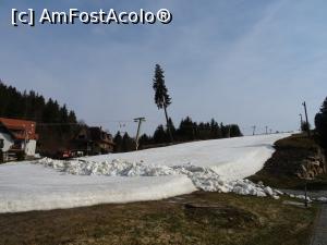 [P14] Pârtia de ski de la Complex Lobogo. » foto by tata123 🔱
 - 
<span class="allrVoted glyphicon glyphicon-heart hidden" id="av1223199"></span>
<a class="m-l-10 hidden" id="sv1223199" onclick="voting_Foto_DelVot(,1223199,26792)" role="button">șterge vot <span class="glyphicon glyphicon-remove"></span></a>
<a id="v91223199" class=" c-red"  onclick="voting_Foto_SetVot(1223199)" role="button"><span class="glyphicon glyphicon-heart-empty"></span> <b>LIKE</b> = Votează poza</a> <img class="hidden"  id="f1223199W9" src="/imagini/loader.gif" border="0" /><span class="AjErrMes hidden" id="e1223199ErM"></span>