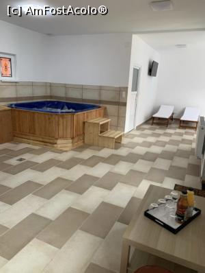 [P14] Jacuzzi si zona de relaxare » foto by fb119463
 - 
<span class="allrVoted glyphicon glyphicon-heart hidden" id="av1223737"></span>
<a class="m-l-10 hidden" id="sv1223737" onclick="voting_Foto_DelVot(,1223737,26797)" role="button">șterge vot <span class="glyphicon glyphicon-remove"></span></a>
<a id="v91223737" class=" c-red"  onclick="voting_Foto_SetVot(1223737)" role="button"><span class="glyphicon glyphicon-heart-empty"></span> <b>LIKE</b> = Votează poza</a> <img class="hidden"  id="f1223737W9" src="/imagini/loader.gif" border="0" /><span class="AjErrMes hidden" id="e1223737ErM"></span>