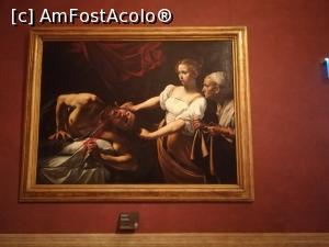 [P28] Caravaggio - Iudita tăindu-i capul lui Holofern » foto by adso
 - 
<span class="allrVoted glyphicon glyphicon-heart hidden" id="av1229210"></span>
<a class="m-l-10 hidden" id="sv1229210" onclick="voting_Foto_DelVot(,1229210,26854)" role="button">șterge vot <span class="glyphicon glyphicon-remove"></span></a>
<a id="v91229210" class=" c-red"  onclick="voting_Foto_SetVot(1229210)" role="button"><span class="glyphicon glyphicon-heart-empty"></span> <b>LIKE</b> = Votează poza</a> <img class="hidden"  id="f1229210W9" src="/imagini/loader.gif" border="0" /><span class="AjErrMes hidden" id="e1229210ErM"></span>