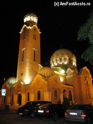 P06 [MAY-2013] Catedrala din oraş unde am vrut iniţial să mergem, dar unde s-a oficiat doar liturghia