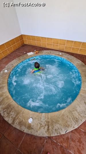 [P06] Jacuzzi - o incantare » foto by codryna
 - 
<span class="allrVoted glyphicon glyphicon-heart hidden" id="av1248676"></span>
<a class="m-l-10 hidden" id="sv1248676" onclick="voting_Foto_DelVot(,1248676,27029)" role="button">șterge vot <span class="glyphicon glyphicon-remove"></span></a>
<a id="v91248676" class=" c-red"  onclick="voting_Foto_SetVot(1248676)" role="button"><span class="glyphicon glyphicon-heart-empty"></span> <b>LIKE</b> = Votează poza</a> <img class="hidden"  id="f1248676W9" src="/imagini/loader.gif" border="0" /><span class="AjErrMes hidden" id="e1248676ErM"></span>