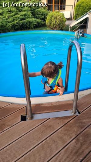 [P08] Piscina mica » foto by codryna
 - 
<span class="allrVoted glyphicon glyphicon-heart hidden" id="av1248678"></span>
<a class="m-l-10 hidden" id="sv1248678" onclick="voting_Foto_DelVot(,1248678,27029)" role="button">șterge vot <span class="glyphicon glyphicon-remove"></span></a>
<a id="v91248678" class=" c-red"  onclick="voting_Foto_SetVot(1248678)" role="button"><span class="glyphicon glyphicon-heart-empty"></span> <b>LIKE</b> = Votează poza</a> <img class="hidden"  id="f1248678W9" src="/imagini/loader.gif" border="0" /><span class="AjErrMes hidden" id="e1248678ErM"></span>