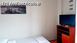 [P07] Patul, comoda și TV-ul » foto by Carmen Ion
 - 
<span class="allrVoted glyphicon glyphicon-heart hidden" id="av1266410"></span>
<a class="m-l-10 hidden" id="sv1266410" onclick="voting_Foto_DelVot(,1266410,27190)" role="button">șterge vot <span class="glyphicon glyphicon-remove"></span></a>
<a id="v91266410" class=" c-red"  onclick="voting_Foto_SetVot(1266410)" role="button"><span class="glyphicon glyphicon-heart-empty"></span> <b>LIKE</b> = Votează poza</a> <img class="hidden"  id="f1266410W9" src="/imagini/loader.gif" border="0" /><span class="AjErrMes hidden" id="e1266410ErM"></span>