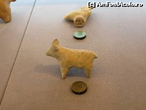 [P17] Figurine reprezentând animale.  » foto by tata123 🔱
 - 
<span class="allrVoted glyphicon glyphicon-heart hidden" id="av672974"></span>
<a class="m-l-10 hidden" id="sv672974" onclick="voting_Foto_DelVot(,672974,27230)" role="button">șterge vot <span class="glyphicon glyphicon-remove"></span></a>
<a id="v9672974" class=" c-red"  onclick="voting_Foto_SetVot(672974)" role="button"><span class="glyphicon glyphicon-heart-empty"></span> <b>LIKE</b> = Votează poza</a> <img class="hidden"  id="f672974W9" src="/imagini/loader.gif" border="0" /><span class="AjErrMes hidden" id="e672974ErM"></span>