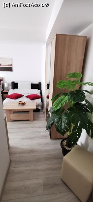 [P09] Intrarea in camera principala » foto by ⭐ValentinB_88⭐
 - 
<span class="allrVoted glyphicon glyphicon-heart hidden" id="av1333518"></span>
<a class="m-l-10 hidden" id="sv1333518" onclick="voting_Foto_DelVot(,1333518,27243)" role="button">șterge vot <span class="glyphicon glyphicon-remove"></span></a>
<a id="v91333518" class=" c-red"  onclick="voting_Foto_SetVot(1333518)" role="button"><span class="glyphicon glyphicon-heart-empty"></span> <b>LIKE</b> = Votează poza</a> <img class="hidden"  id="f1333518W9" src="/imagini/loader.gif" border="0" /><span class="AjErrMes hidden" id="e1333518ErM"></span>