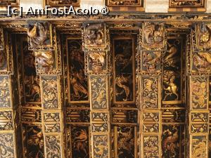 [P09] Detaliu tavan bursă. » foto by Radix7
 - 
<span class="allrVoted glyphicon glyphicon-heart hidden" id="av1524828"></span>
<a class="m-l-10 hidden" id="sv1524828" onclick="voting_Foto_DelVot(,1524828,27252)" role="button">șterge vot <span class="glyphicon glyphicon-remove"></span></a>
<a id="v91524828" class=" c-red"  onclick="voting_Foto_SetVot(1524828)" role="button"><span class="glyphicon glyphicon-heart-empty"></span> <b>LIKE</b> = Votează poza</a> <img class="hidden"  id="f1524828W9" src="/imagini/loader.gif" border="0" /><span class="AjErrMes hidden" id="e1524828ErM"></span>