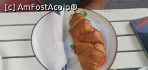 [P28] <strong>San Domenico Caffe, croissantul umplut al soțului.</strong> » foto by Aurici
 - 
<span class="allrVoted glyphicon glyphicon-heart hidden" id="av1278282"></span>
<a class="m-l-10 hidden" id="sv1278282" onclick="voting_Foto_DelVot(,1278282,27308)" role="button">șterge vot <span class="glyphicon glyphicon-remove"></span></a>
<a id="v91278282" class=" c-red"  onclick="voting_Foto_SetVot(1278282)" role="button"><span class="glyphicon glyphicon-heart-empty"></span> <b>LIKE</b> = Votează poza</a> <img class="hidden"  id="f1278282W9" src="/imagini/loader.gif" border="0" /><span class="AjErrMes hidden" id="e1278282ErM"></span>