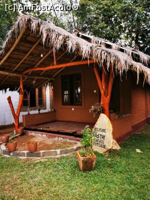 [P01] Hasthi Safari Cottage » foto by cata2106
 - 
<span class="allrVoted glyphicon glyphicon-heart hidden" id="av1287767"></span>
<a class="m-l-10 hidden" id="sv1287767" onclick="voting_Foto_DelVot(,1287767,27399)" role="button">șterge vot <span class="glyphicon glyphicon-remove"></span></a>
<a id="v91287767" class=" c-red"  onclick="voting_Foto_SetVot(1287767)" role="button"><span class="glyphicon glyphicon-heart-empty"></span> <b>LIKE</b> = Votează poza</a> <img class="hidden"  id="f1287767W9" src="/imagini/loader.gif" border="0" /><span class="AjErrMes hidden" id="e1287767ErM"></span>