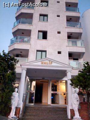 [P01] fatada hotel cu intrare » foto by ile57b
 - 
<span class="allrVoted glyphicon glyphicon-heart hidden" id="av1291441"></span>
<a class="m-l-10 hidden" id="sv1291441" onclick="voting_Foto_DelVot(,1291441,27418)" role="button">șterge vot <span class="glyphicon glyphicon-remove"></span></a>
<a id="v91291441" class=" c-red"  onclick="voting_Foto_SetVot(1291441)" role="button"><span class="glyphicon glyphicon-heart-empty"></span> <b>LIKE</b> = Votează poza</a> <img class="hidden"  id="f1291441W9" src="/imagini/loader.gif" border="0" /><span class="AjErrMes hidden" id="e1291441ErM"></span>