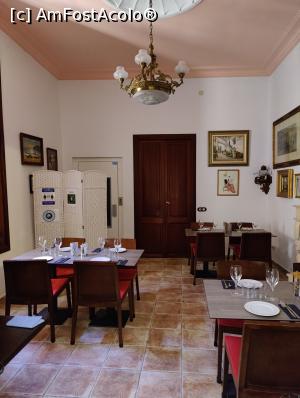 [P08] Restaurant Celler Ca'n Costa; interior » foto by crismis
 - 
<span class="allrVoted glyphicon glyphicon-heart hidden" id="av1382761"></span>
<a class="m-l-10 hidden" id="sv1382761" onclick="voting_Foto_DelVot(,1382761,27457)" role="button">șterge vot <span class="glyphicon glyphicon-remove"></span></a>
<a id="v91382761" class=" c-red"  onclick="voting_Foto_SetVot(1382761)" role="button"><span class="glyphicon glyphicon-heart-empty"></span> <b>LIKE</b> = Votează poza</a> <img class="hidden"  id="f1382761W9" src="/imagini/loader.gif" border="0" /><span class="AjErrMes hidden" id="e1382761ErM"></span>