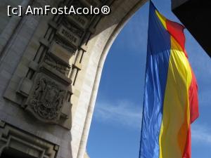 [P13] Tricoloul însoțește locurile marilor bătălii - Arcul de Triumf, București.  » foto by tata123 🔱
 - 
<span class="allrVoted glyphicon glyphicon-heart hidden" id="av815929"></span>
<a class="m-l-10 hidden" id="sv815929" onclick="voting_Foto_DelVot(,815929,27478)" role="button">șterge vot <span class="glyphicon glyphicon-remove"></span></a>
<a id="v9815929" class=" c-red"  onclick="voting_Foto_SetVot(815929)" role="button"><span class="glyphicon glyphicon-heart-empty"></span> <b>LIKE</b> = Votează poza</a> <img class="hidden"  id="f815929W9" src="/imagini/loader.gif" border="0" /><span class="AjErrMes hidden" id="e815929ErM"></span>