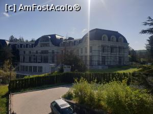 [P28] Park Hotel Raya Garden - vedere  din camera noastră » foto by k-lator
 - 
<span class="allrVoted glyphicon glyphicon-heart hidden" id="av1299171"></span>
<a class="m-l-10 hidden" id="sv1299171" onclick="voting_Foto_DelVot(,1299171,27483)" role="button">șterge vot <span class="glyphicon glyphicon-remove"></span></a>
<a id="v91299171" class=" c-red"  onclick="voting_Foto_SetVot(1299171)" role="button"><span class="glyphicon glyphicon-heart-empty"></span> <b>LIKE</b> = Votează poza</a> <img class="hidden"  id="f1299171W9" src="/imagini/loader.gif" border="0" /><span class="AjErrMes hidden" id="e1299171ErM"></span>