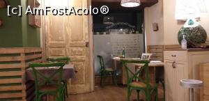 [P41] Interior vintage la Antica Trattoria e Pizzeria Da Donato » foto by irinad
 - 
<span class="allrVoted glyphicon glyphicon-heart hidden" id="av1312719"></span>
<a class="m-l-10 hidden" id="sv1312719" onclick="voting_Foto_DelVot(,1312719,27607)" role="button">șterge vot <span class="glyphicon glyphicon-remove"></span></a>
<a id="v91312719" class=" c-red"  onclick="voting_Foto_SetVot(1312719)" role="button"><span class="glyphicon glyphicon-heart-empty"></span> <b>LIKE</b> = Votează poza</a> <img class="hidden"  id="f1312719W9" src="/imagini/loader.gif" border="0" /><span class="AjErrMes hidden" id="e1312719ErM"></span>