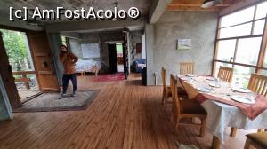 [P04] șeful cabanei » foto by robert
 - 
<span class="allrVoted glyphicon glyphicon-heart hidden" id="av1316786"></span>
<a class="m-l-10 hidden" id="sv1316786" onclick="voting_Foto_DelVot(,1316786,27634)" role="button">șterge vot <span class="glyphicon glyphicon-remove"></span></a>
<a id="v91316786" class=" c-red"  onclick="voting_Foto_SetVot(1316786)" role="button"><span class="glyphicon glyphicon-heart-empty"></span> <b>LIKE</b> = Votează poza</a> <img class="hidden"  id="f1316786W9" src="/imagini/loader.gif" border="0" /><span class="AjErrMes hidden" id="e1316786ErM"></span>