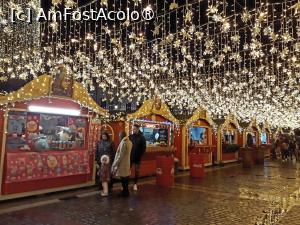 P15 [NOV-2023] Targul de Craciun Craiova. Casutele din Piata Fratii Buzesti.